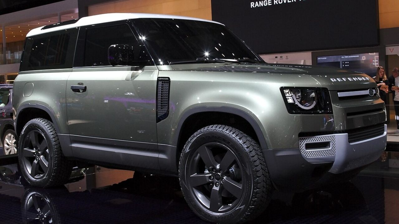 Land Rover Defender 130